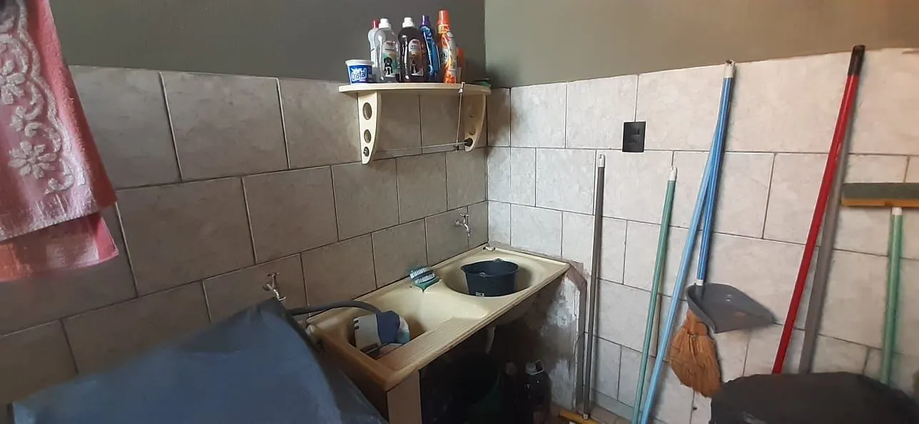 Casa com 3 quartos à venda, 180m² — foto 13 de 14