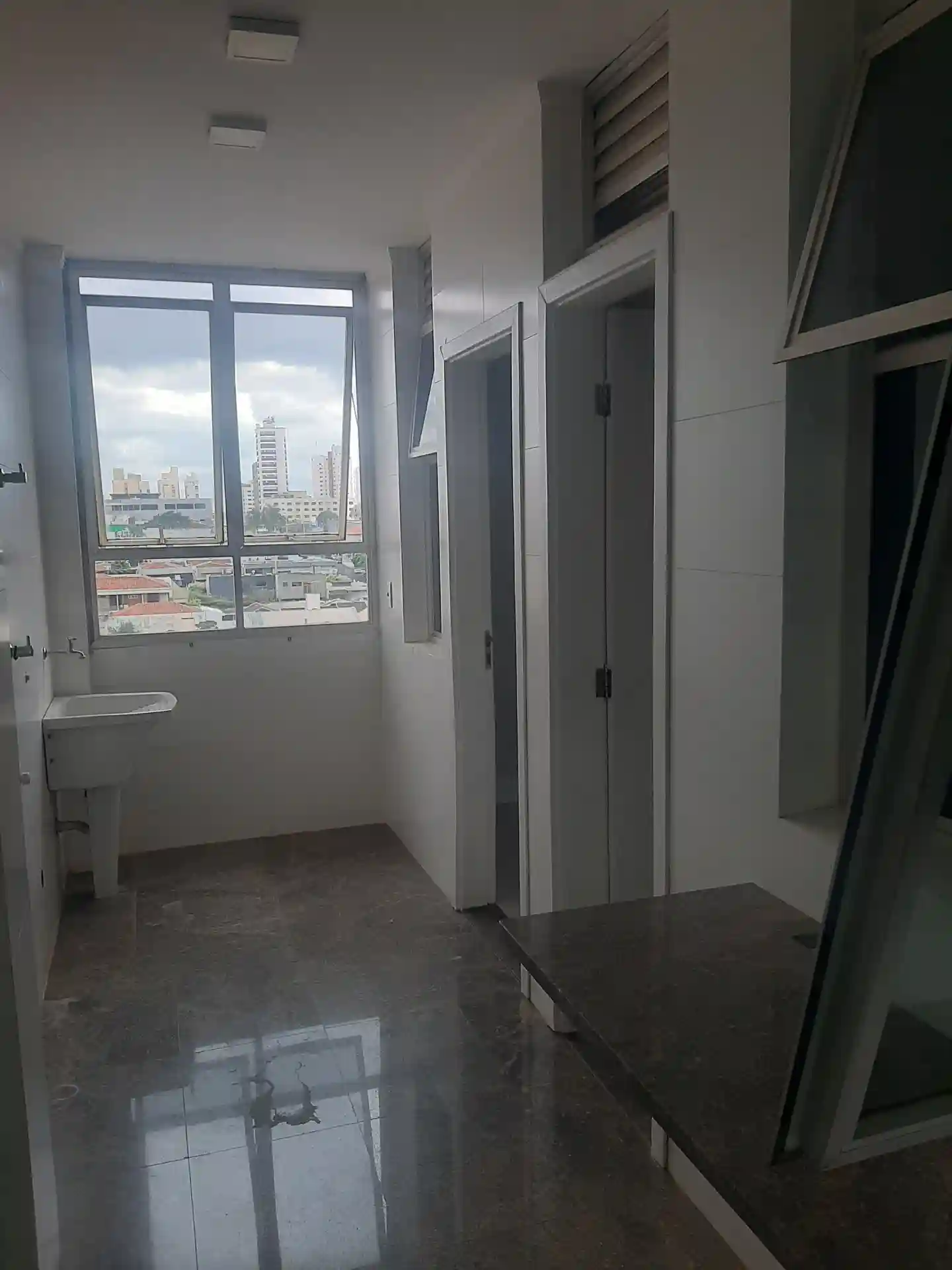 Apartamento com 3 quartos à venda, 200m² — foto 25 de 37