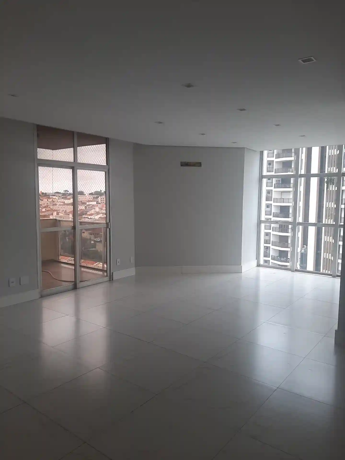 Apartamento com 3 quartos à venda, 200m² — foto 21 de 37