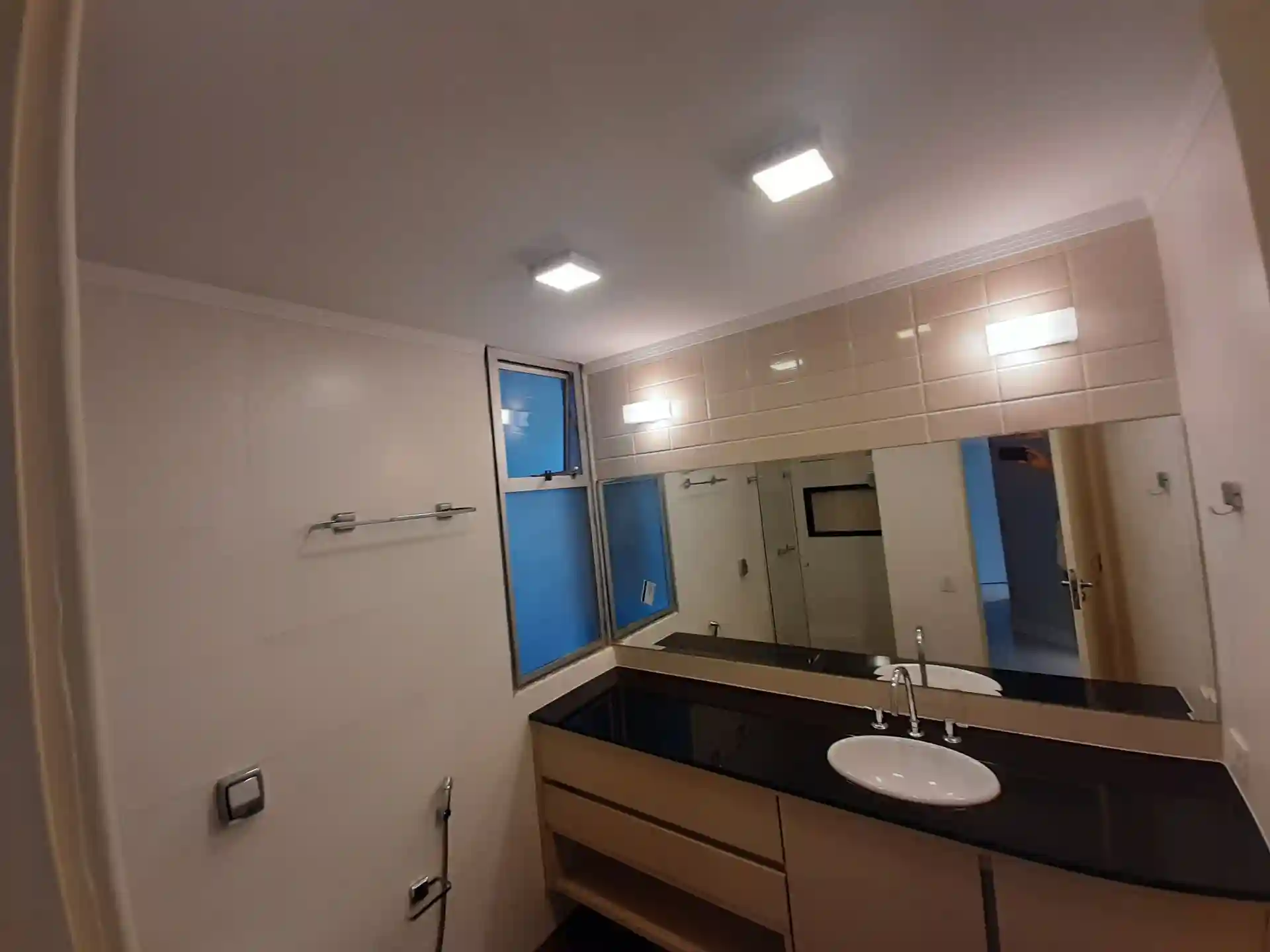 Apartamento com 3 quartos à venda, 200m² — foto 13 de 37
