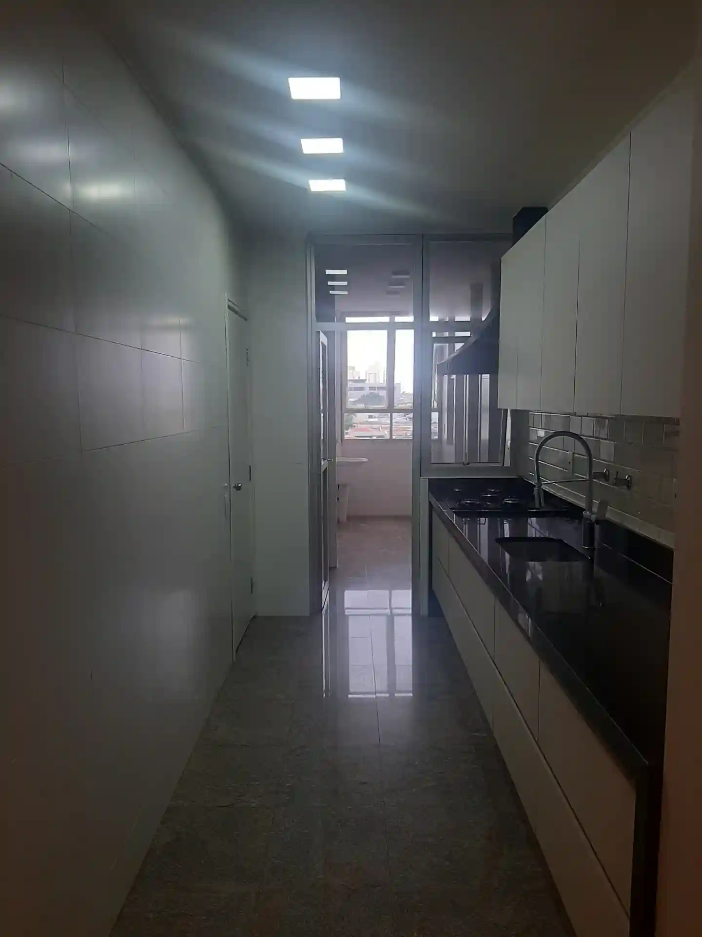 Apartamento com 3 quartos à venda, 200m² — foto 23 de 37