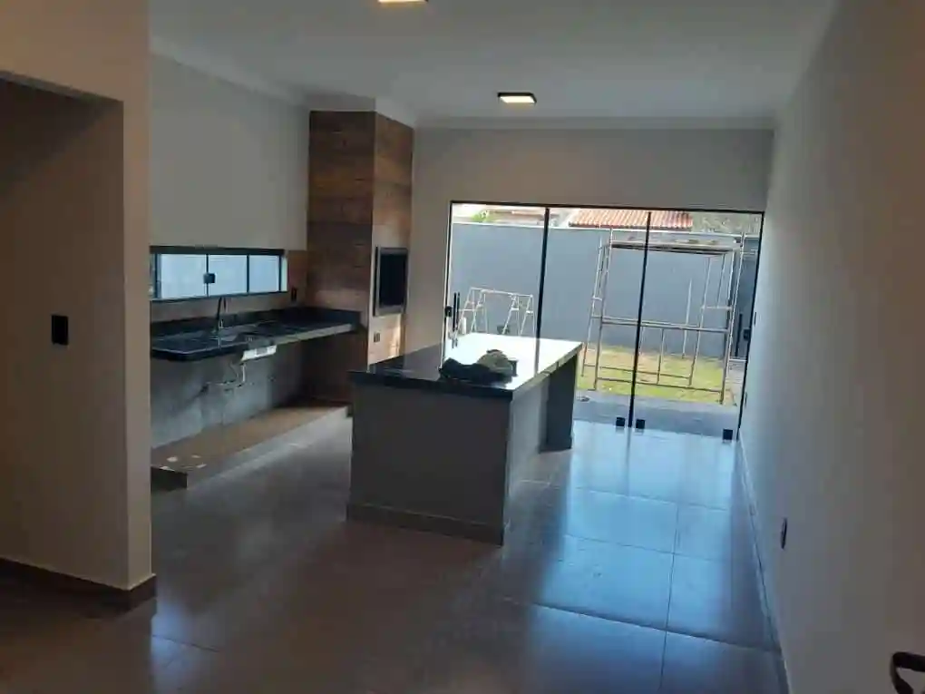 Casa com 3 quartos à venda, 210m² — foto 12 de 18