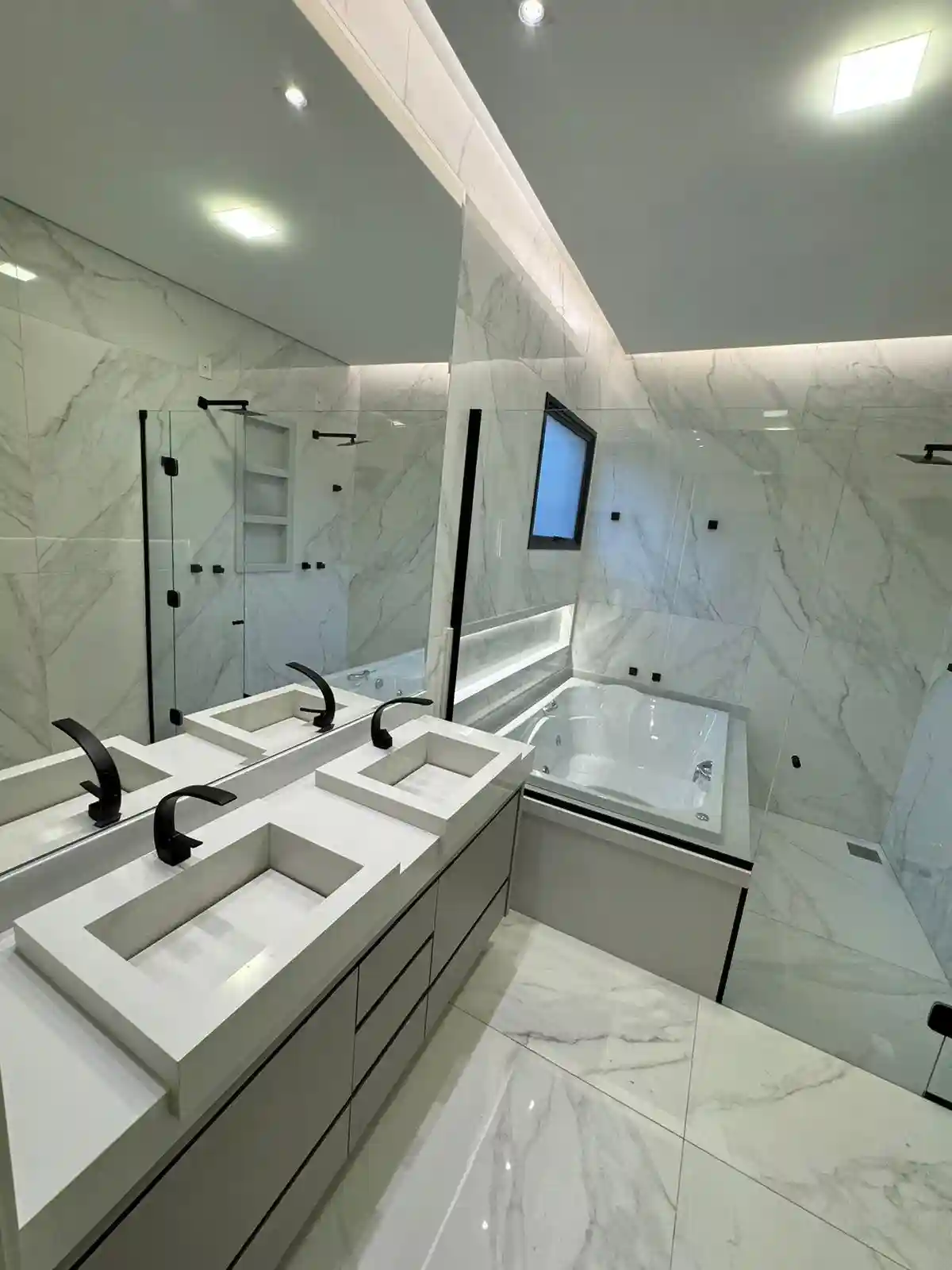 Casa de Condomínio com 4 quartos à venda, 173m² — foto 17 de 34