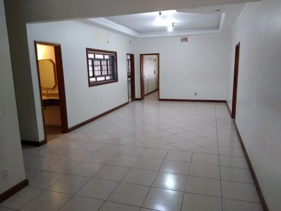 Imóvel Comercial com 3 quartos à venda, 500m² — foto 10 de 19