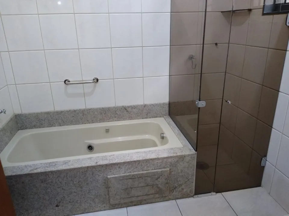 Imóvel Comercial com 3 quartos à venda, 500m² — foto 18 de 19