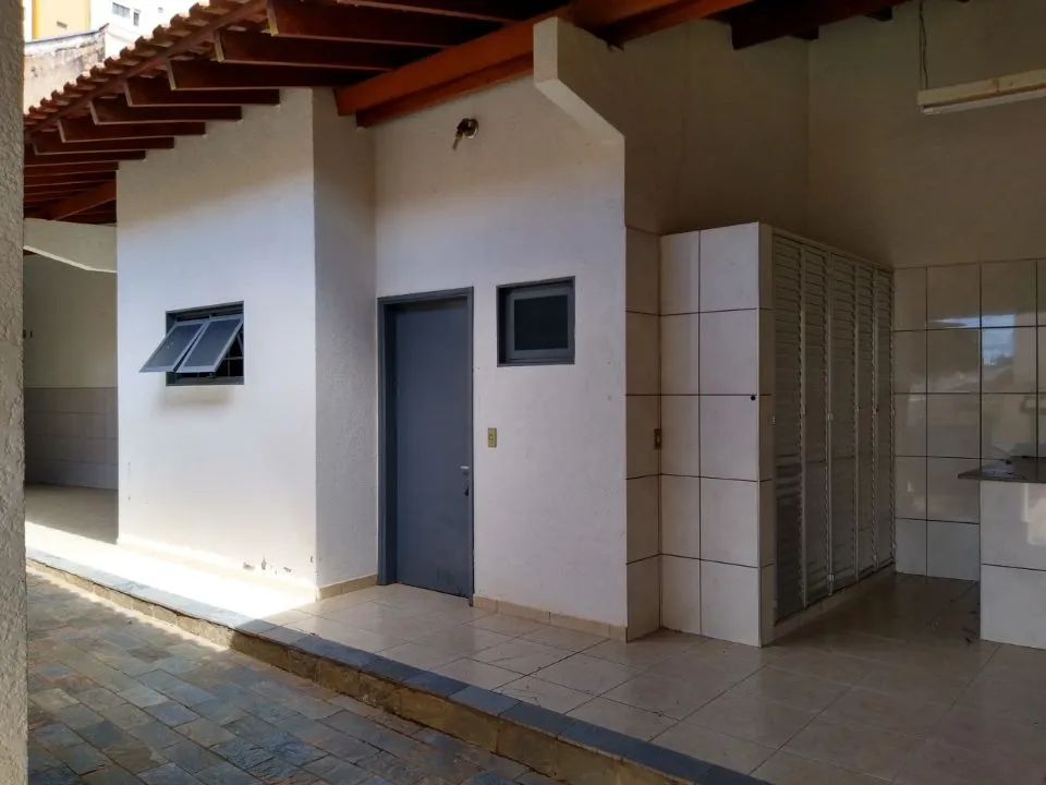 Imóvel Comercial com 3 quartos à venda, 500m² — foto 7 de 19