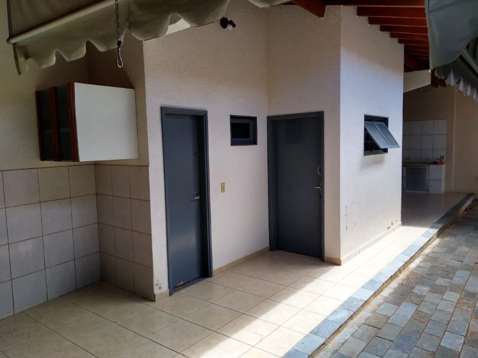 Imóvel Comercial com 3 quartos à venda, 500m² — foto 8 de 19