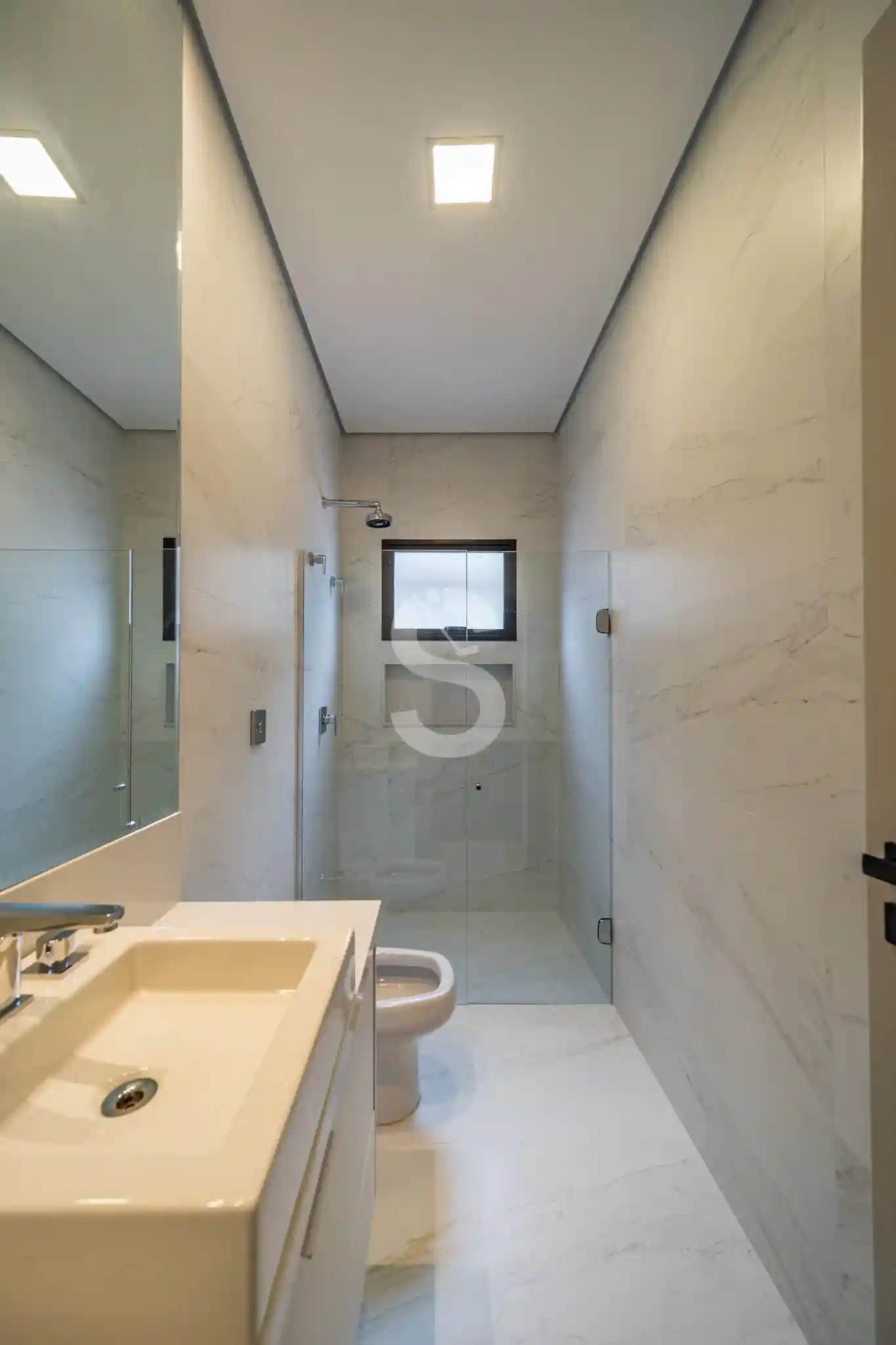 Casa de Condomínio com 4 quartos à venda, 450m² — foto 39 de 40