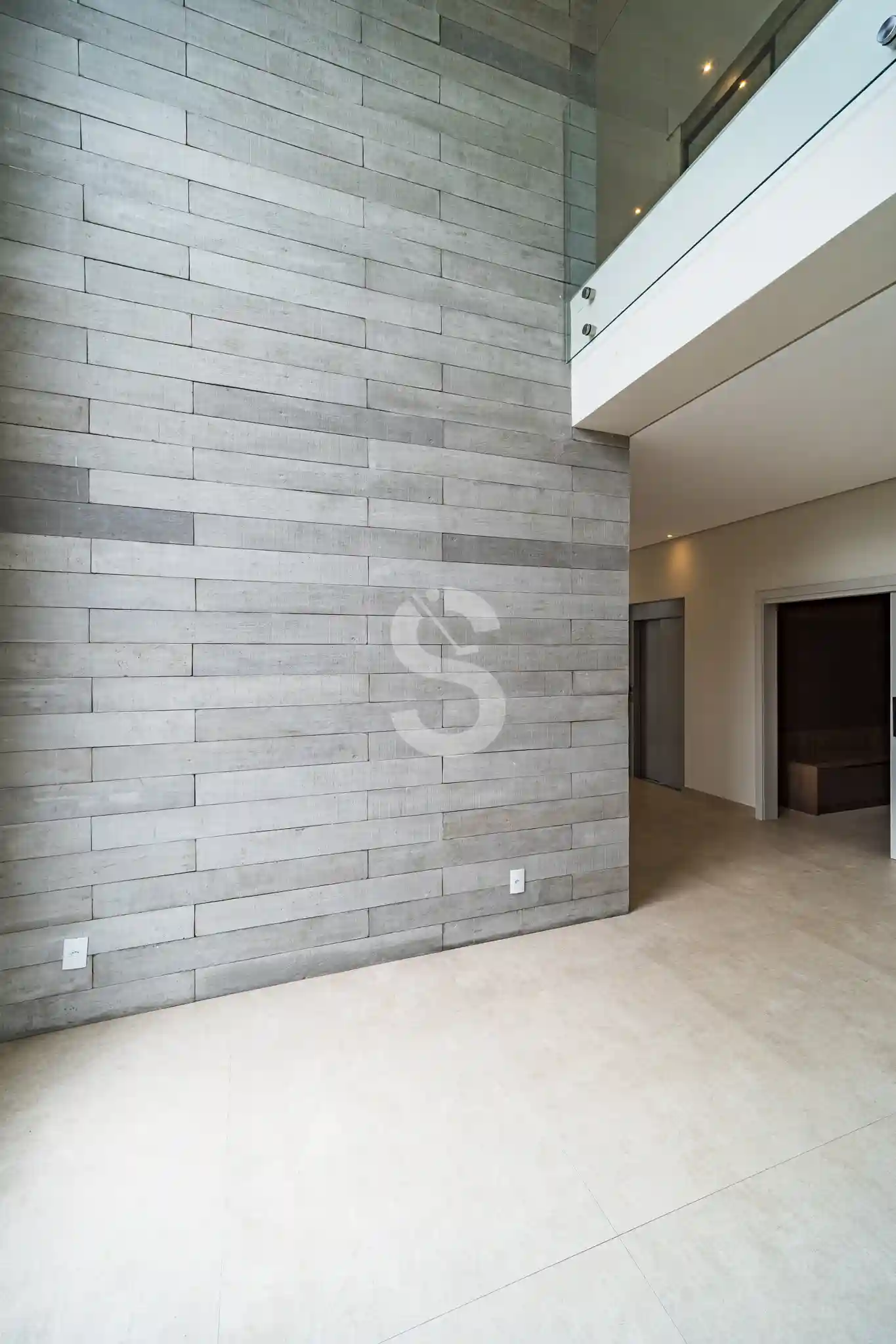 Casa de Condomínio com 4 quartos à venda, 450m² — foto 2 de 40