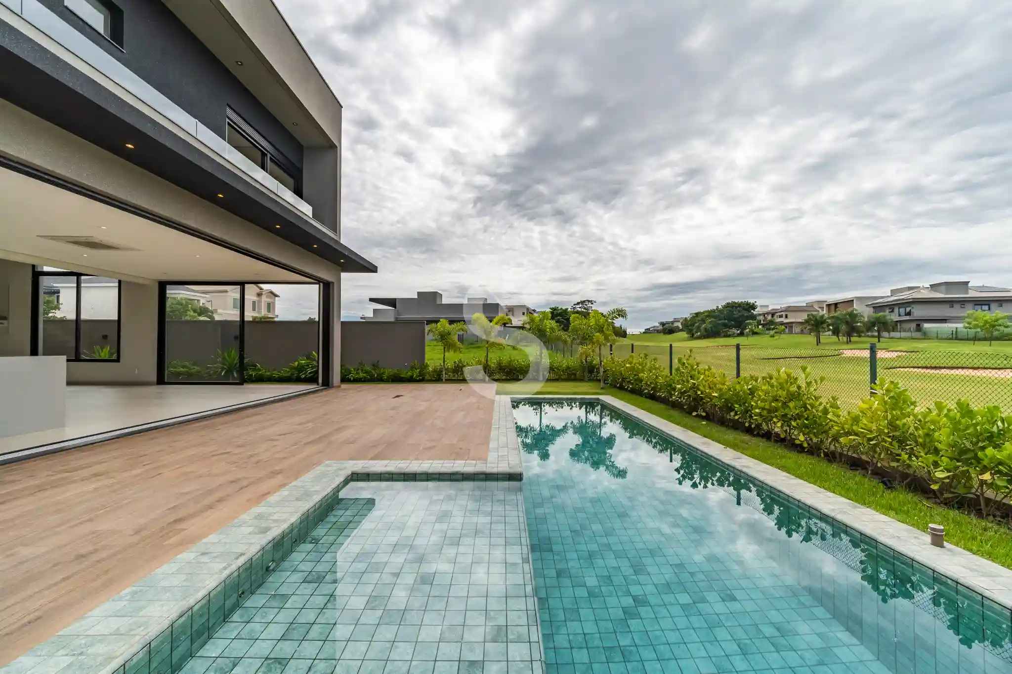 Casa de Condomínio com 4 quartos à venda, 450m² — foto 22 de 40