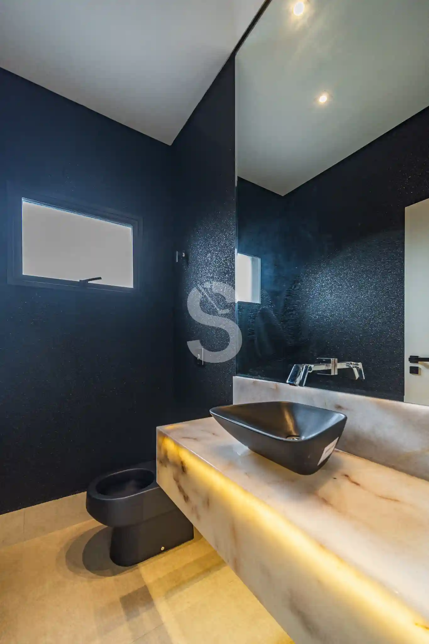 Casa de Condomínio com 4 quartos à venda, 450m² — foto 8 de 40