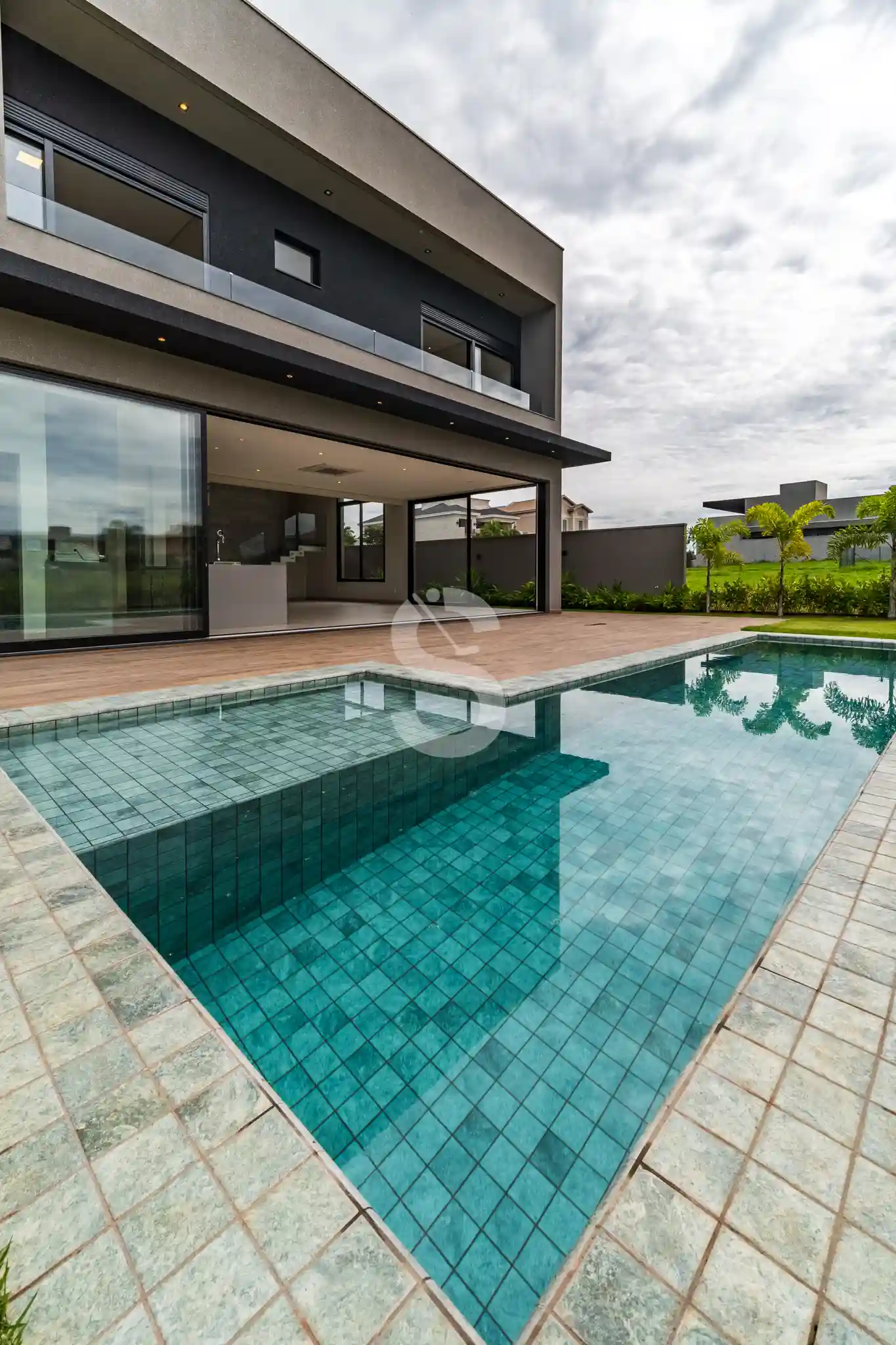 Casa de Condomínio com 4 quartos à venda, 450m² — foto 24 de 40