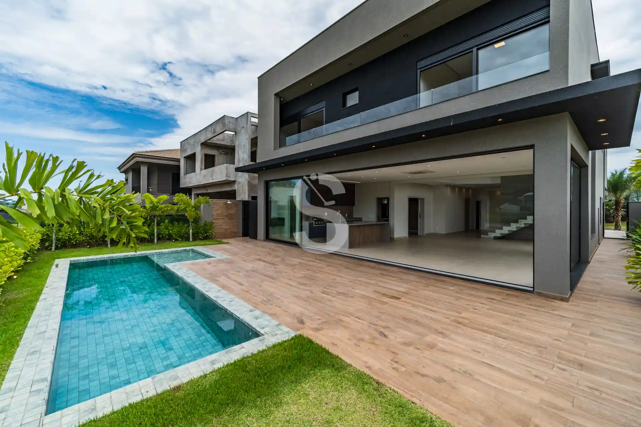 Casa de Condomínio com 4 quartos à venda, 450m² — foto 25 de 40