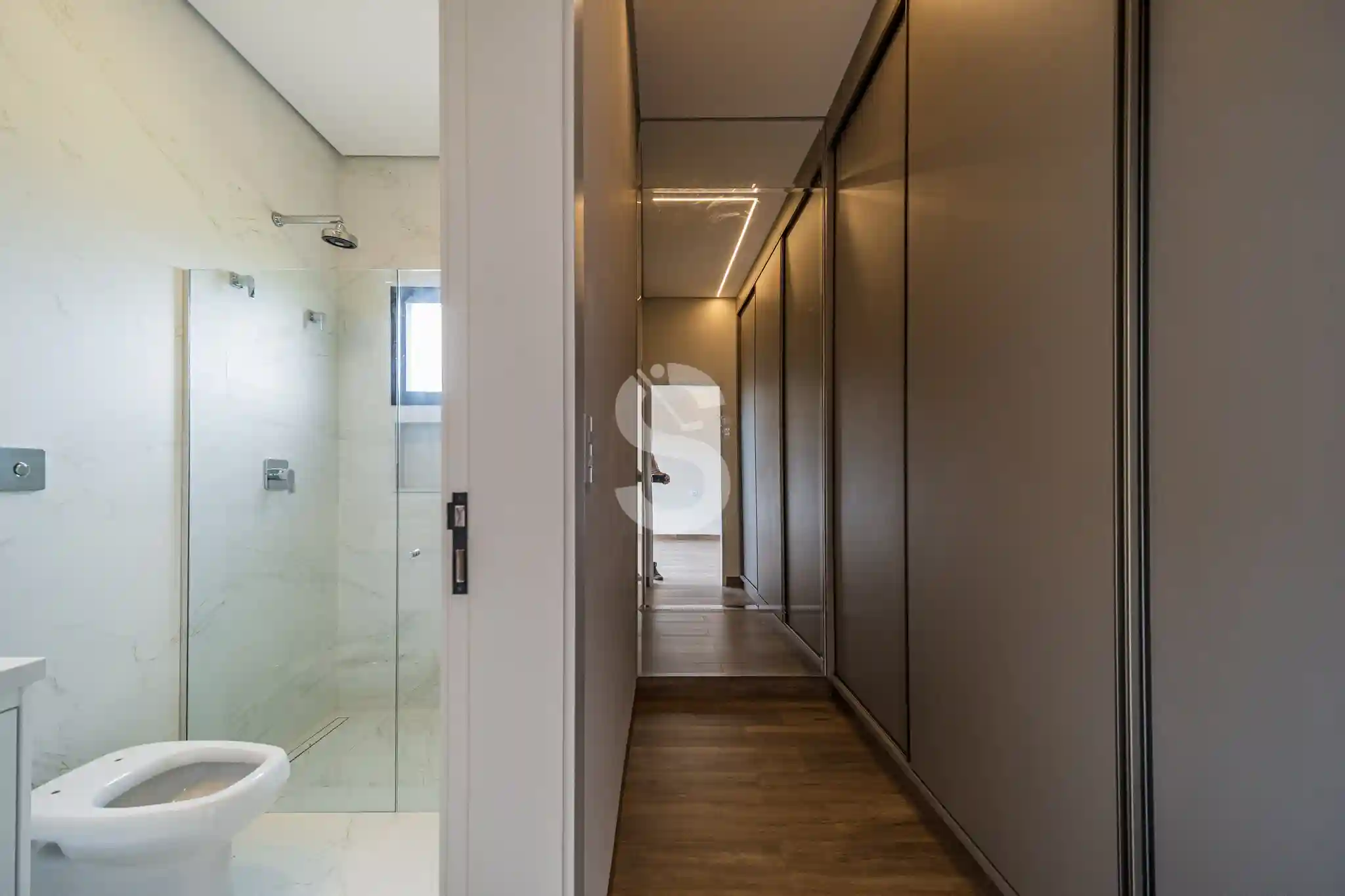 Casa de Condomínio com 4 quartos à venda, 450m² — foto 40 de 40