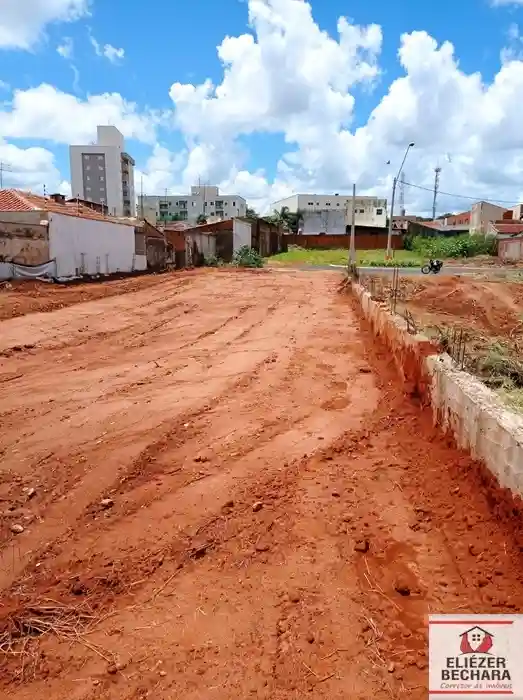 Terreno / Lote / Condomínio  à venda, 395m² — foto 1 de 2