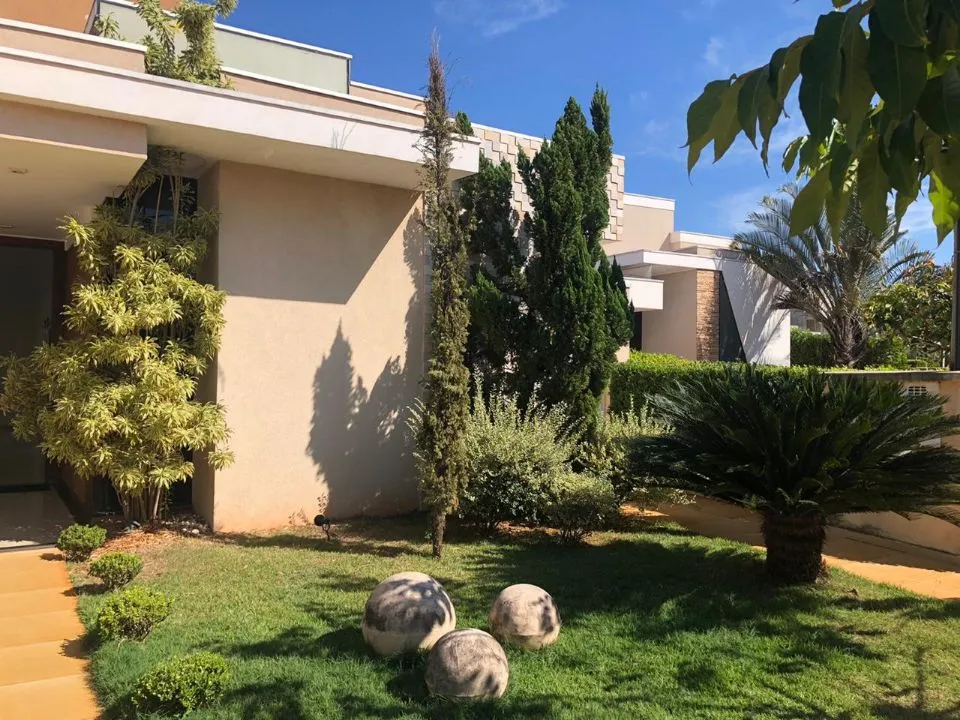 Casa de Condomínio à venda — foto 1 de 4