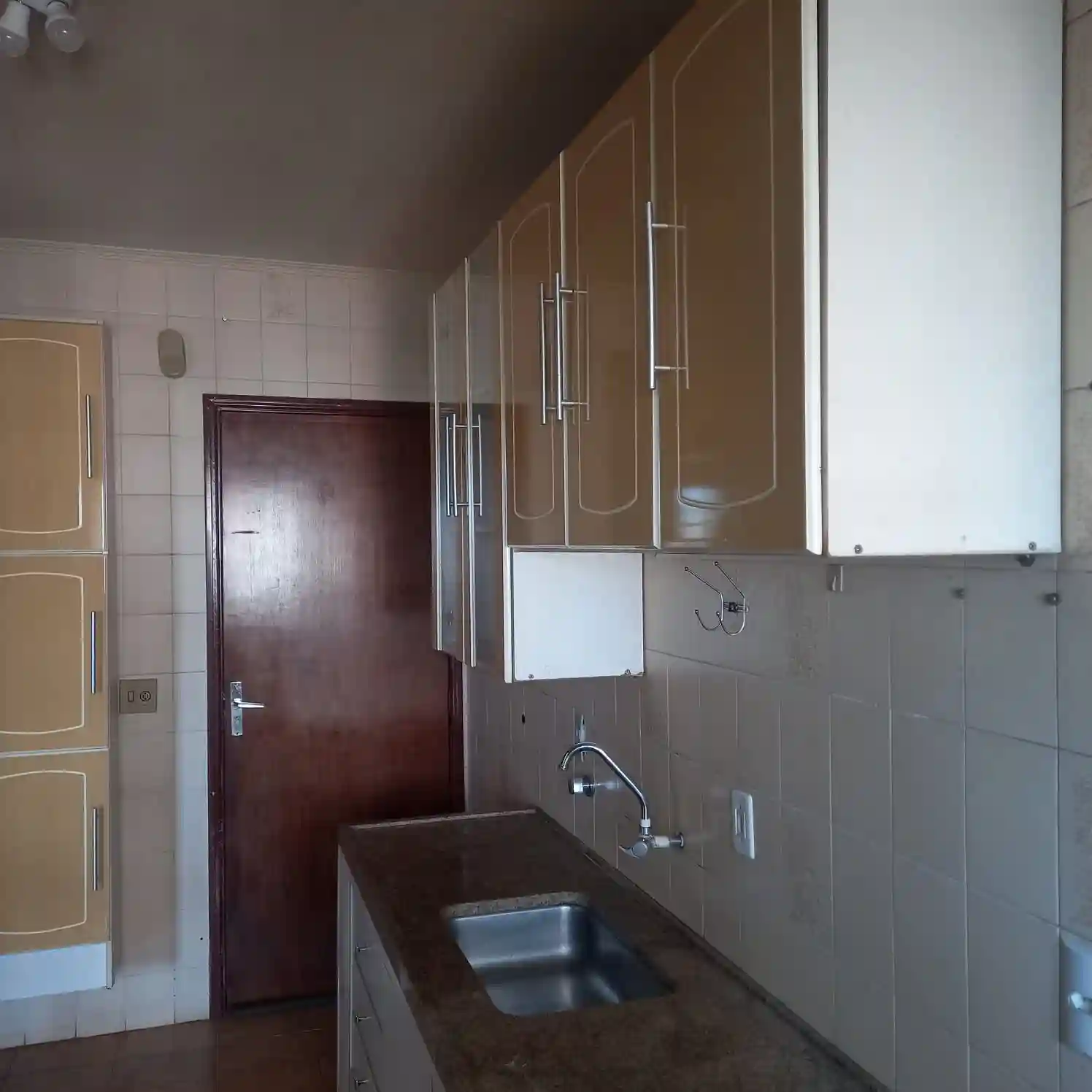 Apartamento com 3 quartos à venda, 100m² — foto 12 de 19