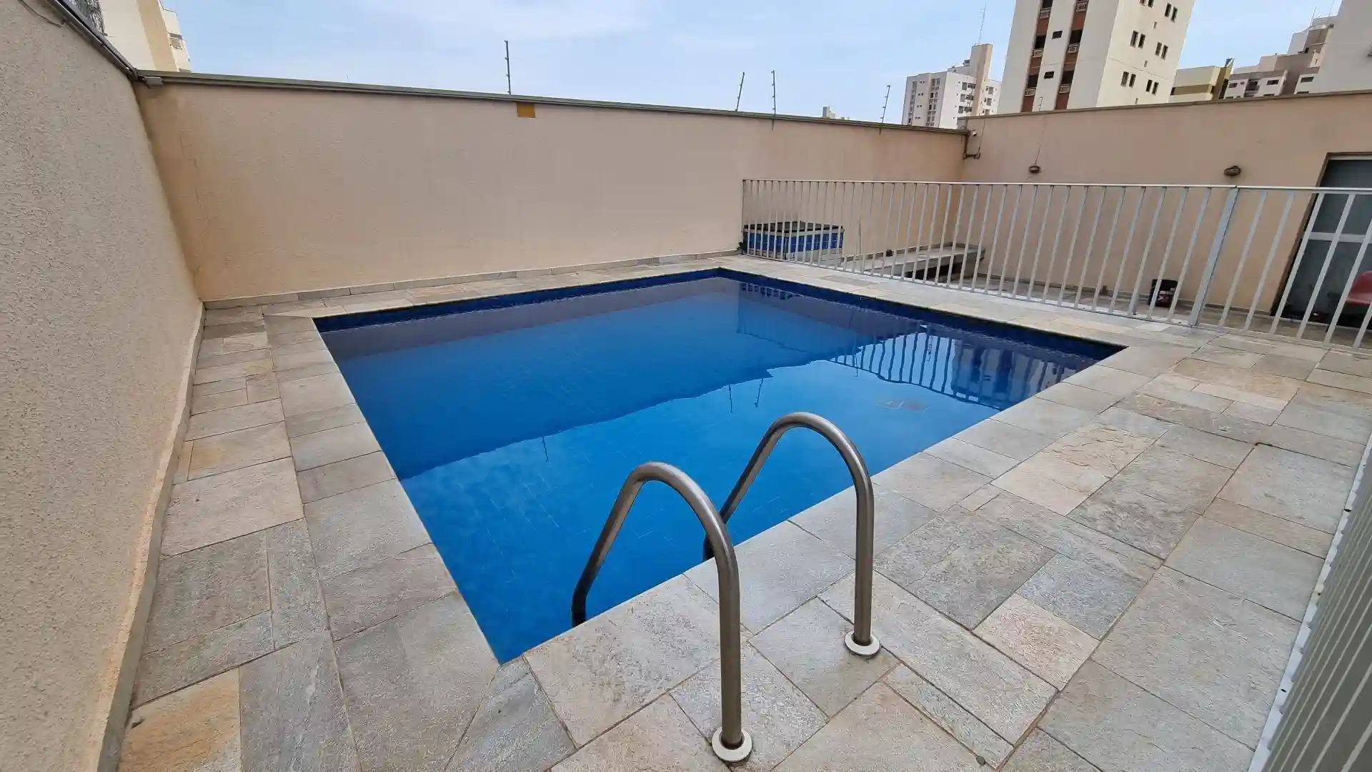 Apartamento com 3 quartos à venda, 160m² — foto 27 de 29