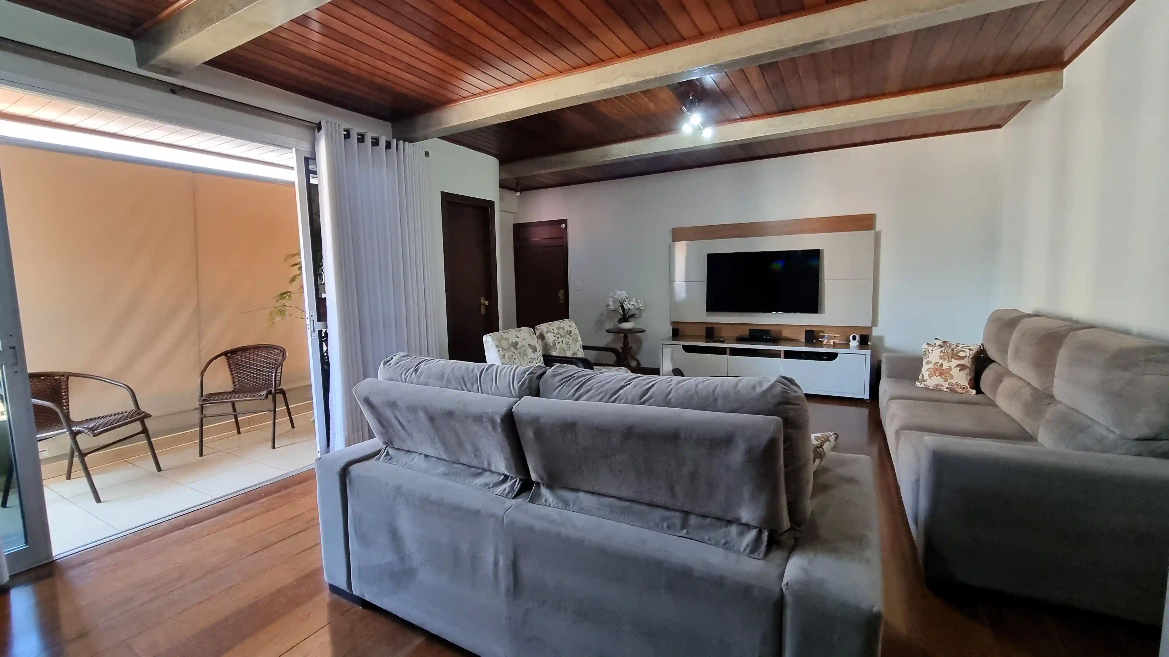 Apartamento com 3 quartos à venda, 160m² — foto 2 de 29