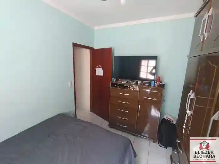 Casa com 3 quartos à venda, 100m² — foto 8 de 29