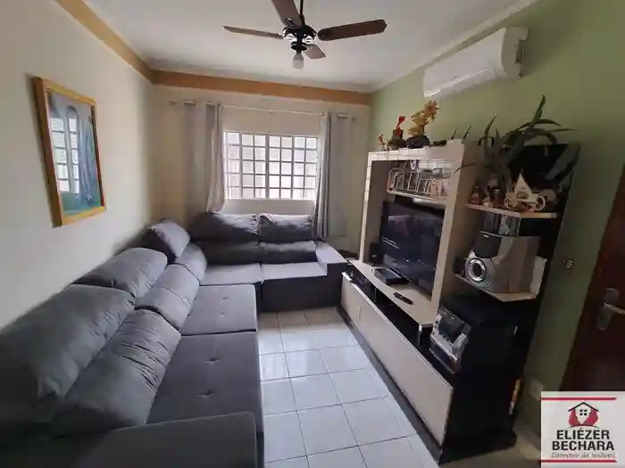 Casa com 3 quartos à venda, 100m² — foto 1 de 29