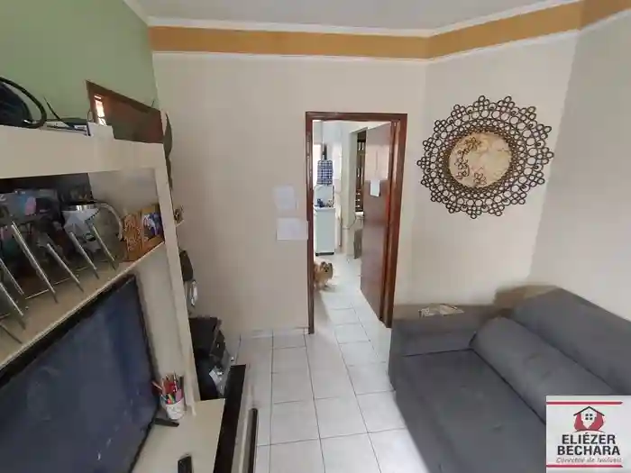 Casa com 3 quartos à venda, 100m² — foto 2 de 29