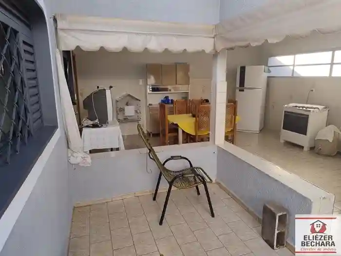 Casa com 3 quartos à venda, 200m² — foto 10 de 60