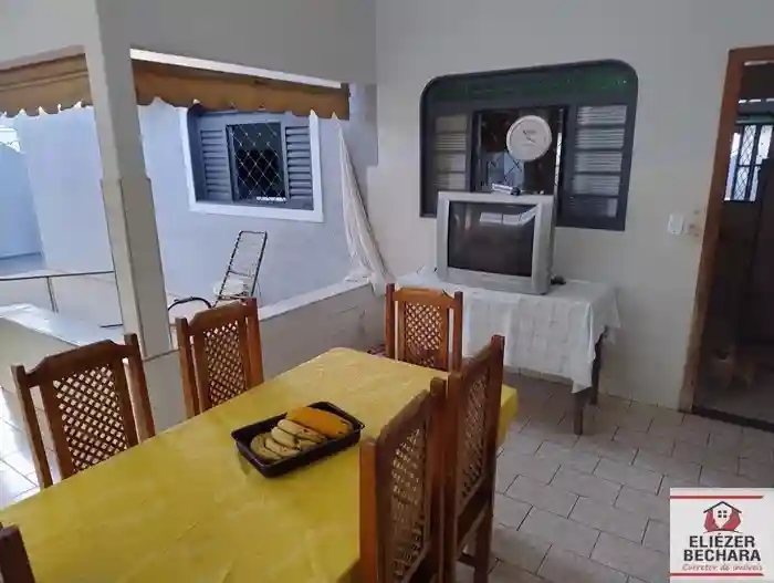 Casa com 3 quartos à venda, 200m² — foto 23 de 60