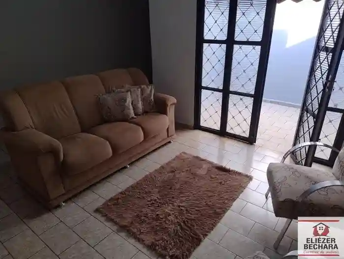 Casa com 3 quartos à venda, 200m² — foto 29 de 60