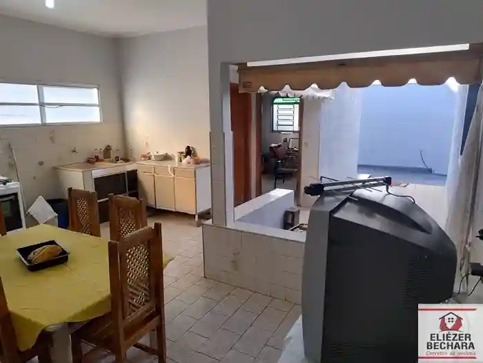 Casa com 3 quartos à venda, 200m² — foto 24 de 60