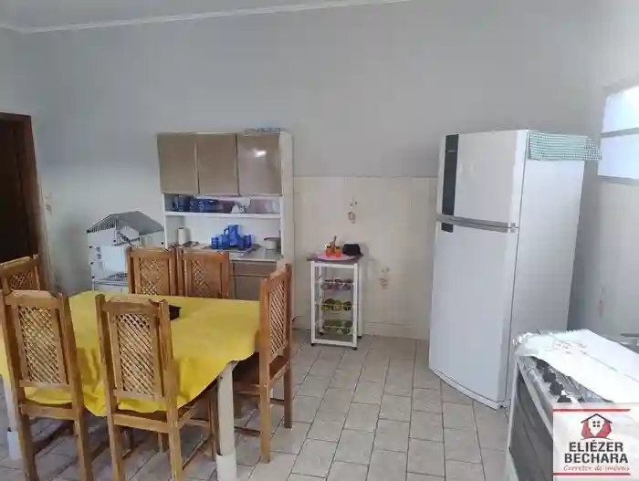 Casa com 3 quartos à venda, 200m² — foto 22 de 60