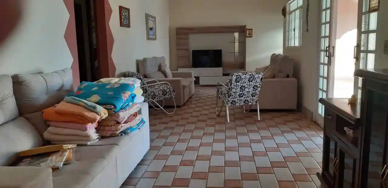 Casa de Condomínio com 4 quartos à venda, 320m² — foto 2 de 20
