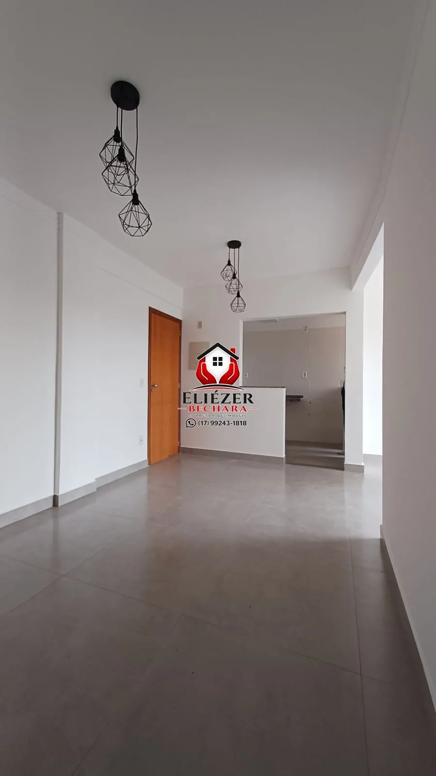 Apartamento com 2 quartos à venda, 60m² — foto 2 de 16