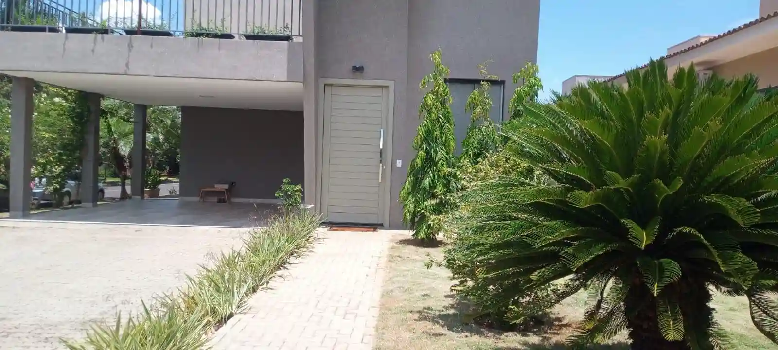 Sobrado com 4 quartos à venda, 422m² — foto 2 de 19