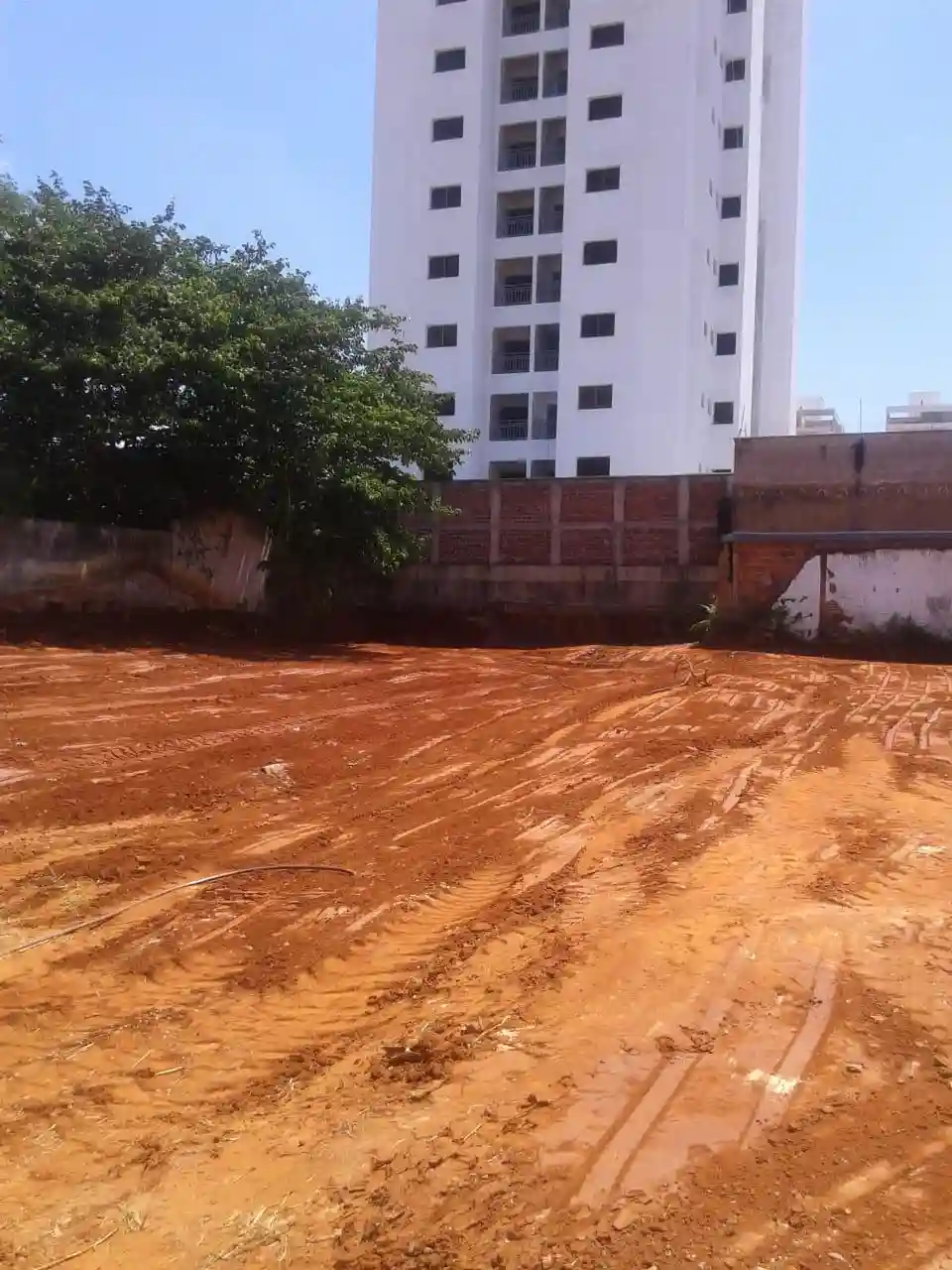 Terreno / Lote / Condomínio  à venda, 1014m² — foto 1 de 4