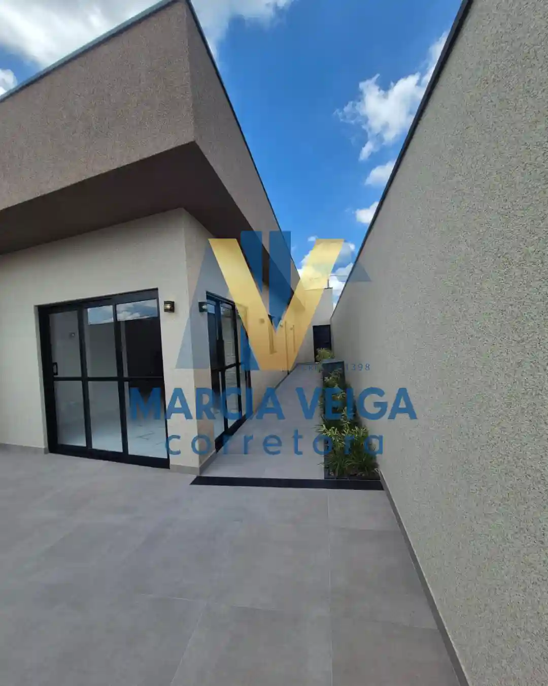 Casa de Condomínio com 3 quartos para aluguel, 335m² — foto 3 de 31