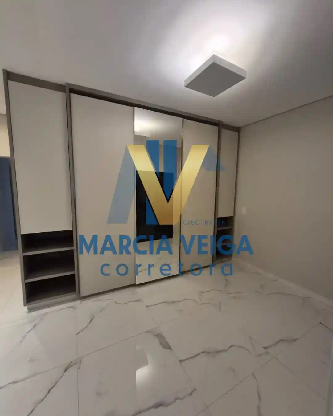 Casa de Condomínio com 3 quartos para aluguel, 335m² — foto 17 de 31