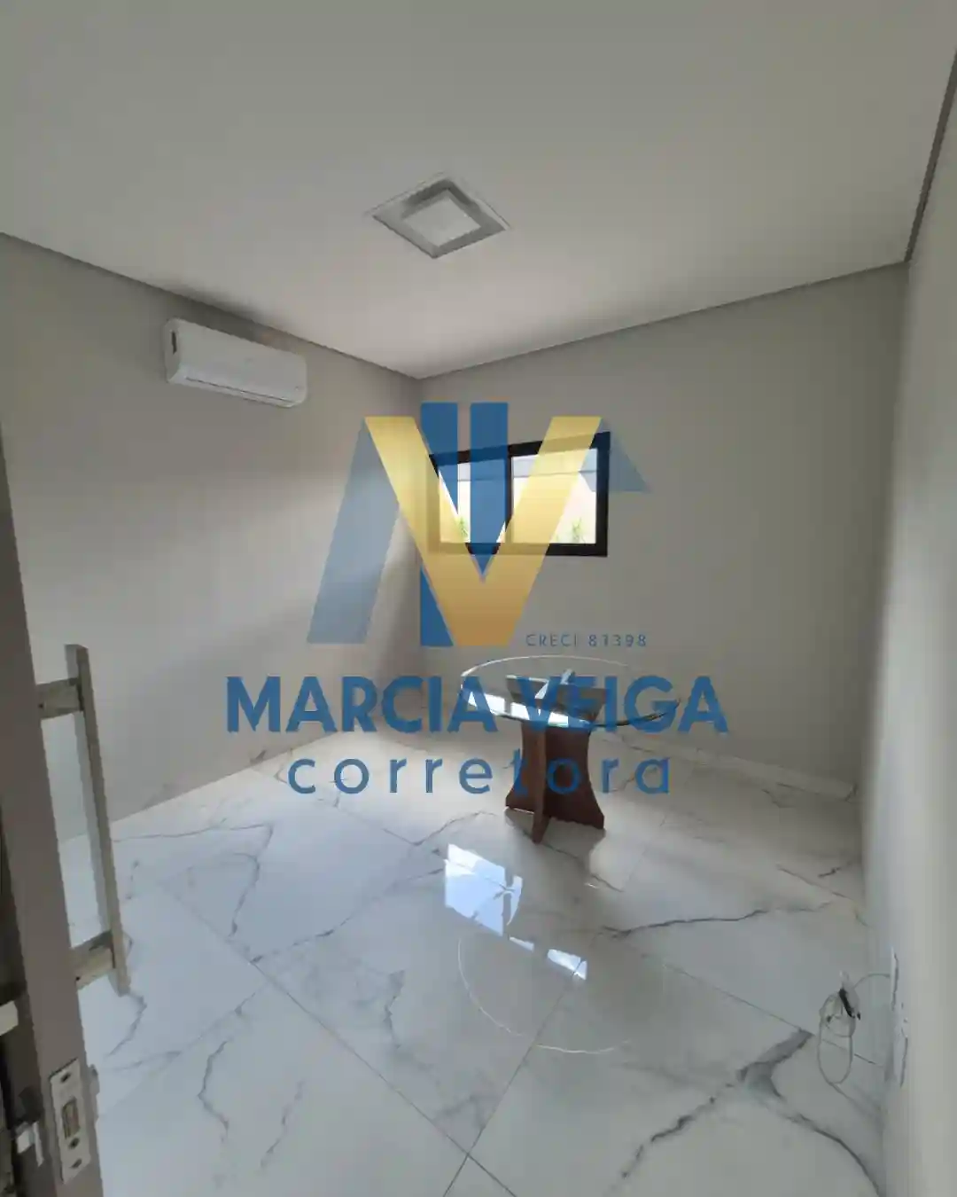 Casa de Condomínio com 3 quartos para aluguel, 335m² — foto 6 de 31