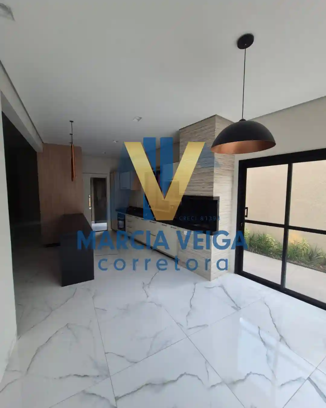 Casa de Condomínio com 3 quartos para aluguel, 335m² — foto 10 de 31