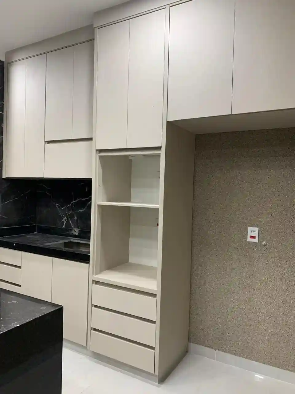 Casa de Condomínio com 3 quartos à venda, 275m² — foto 7 de 9