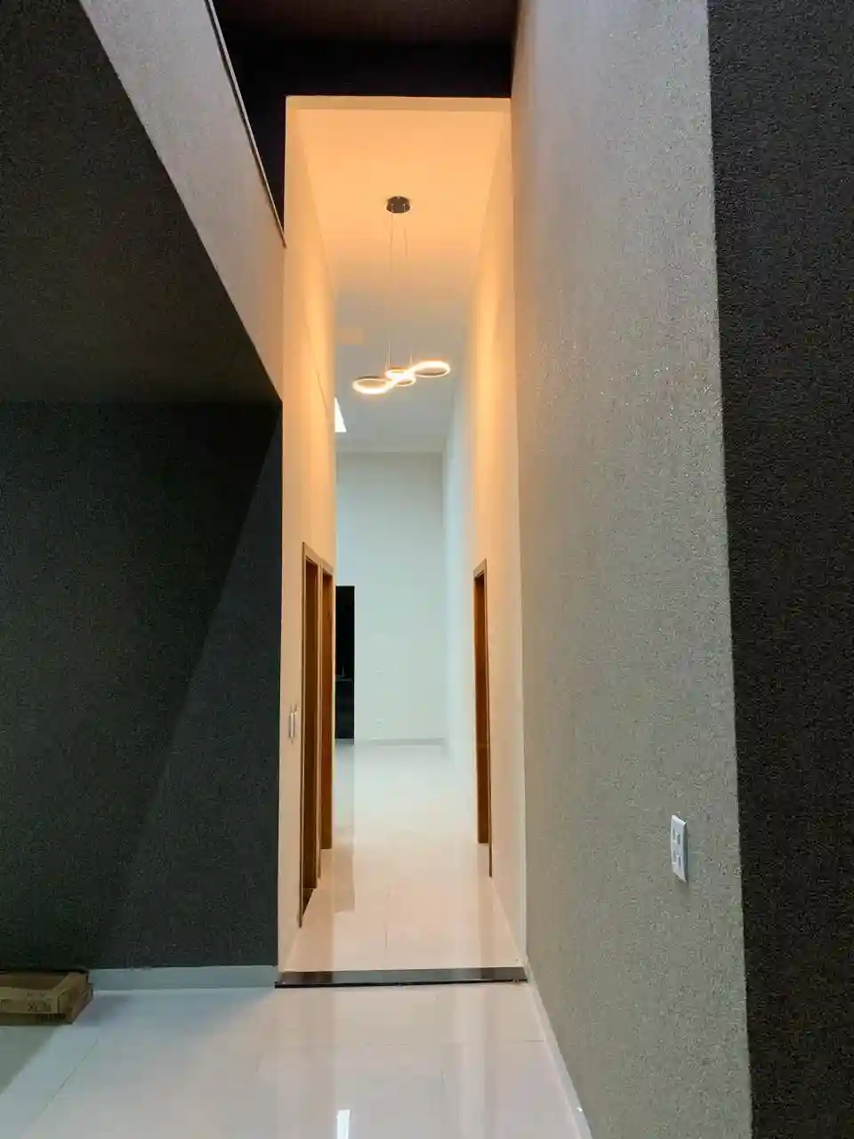 Casa de Condomínio com 3 quartos à venda, 275m² — foto 2 de 9