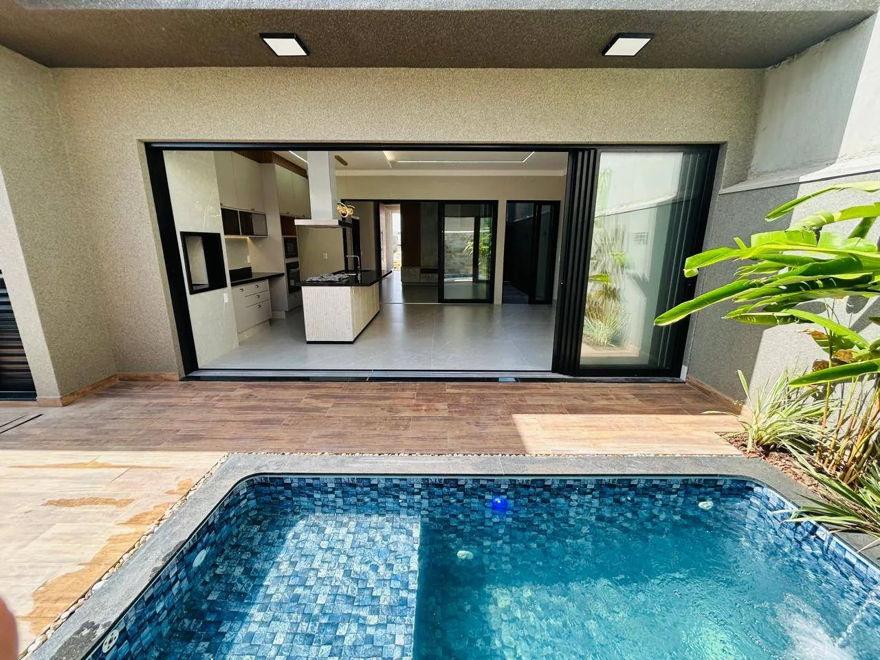 Casa de Condomínio com 3 quartos à venda, 276m² — foto 22 de 41