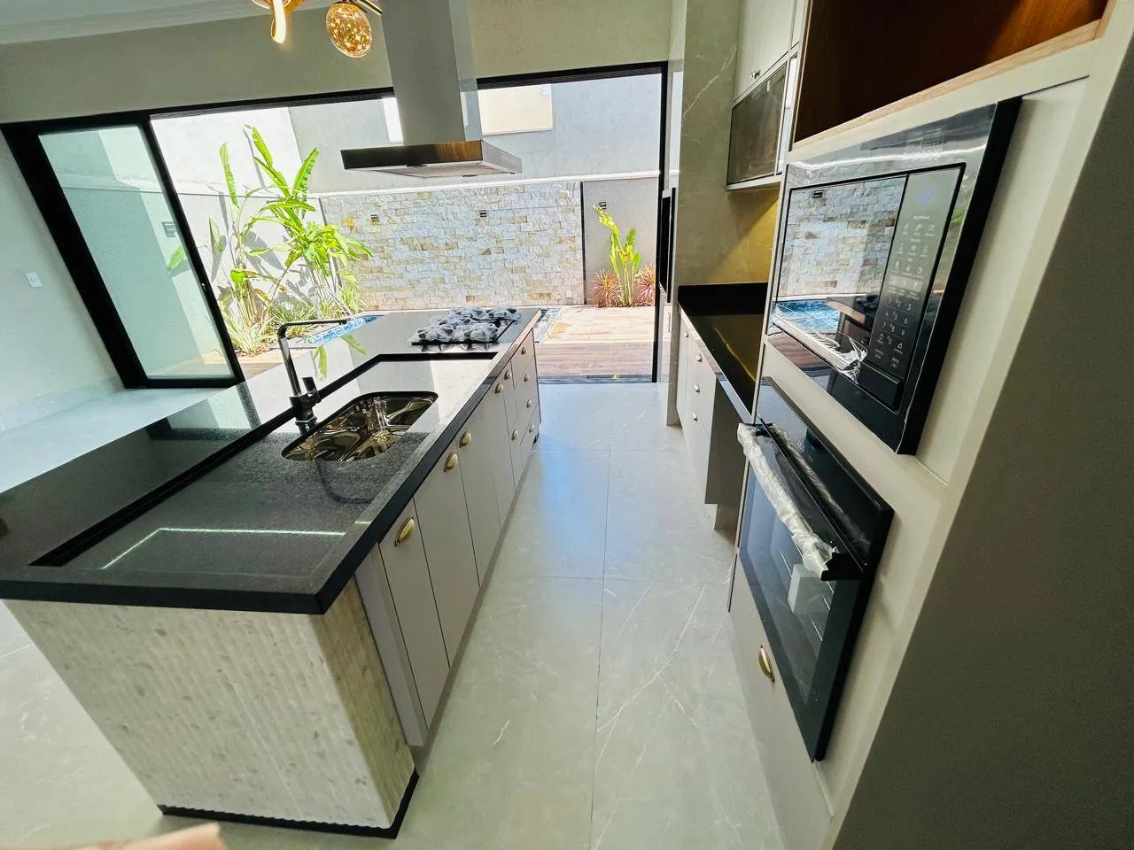 Casa de Condomínio com 3 quartos à venda, 276m² — foto 20 de 41