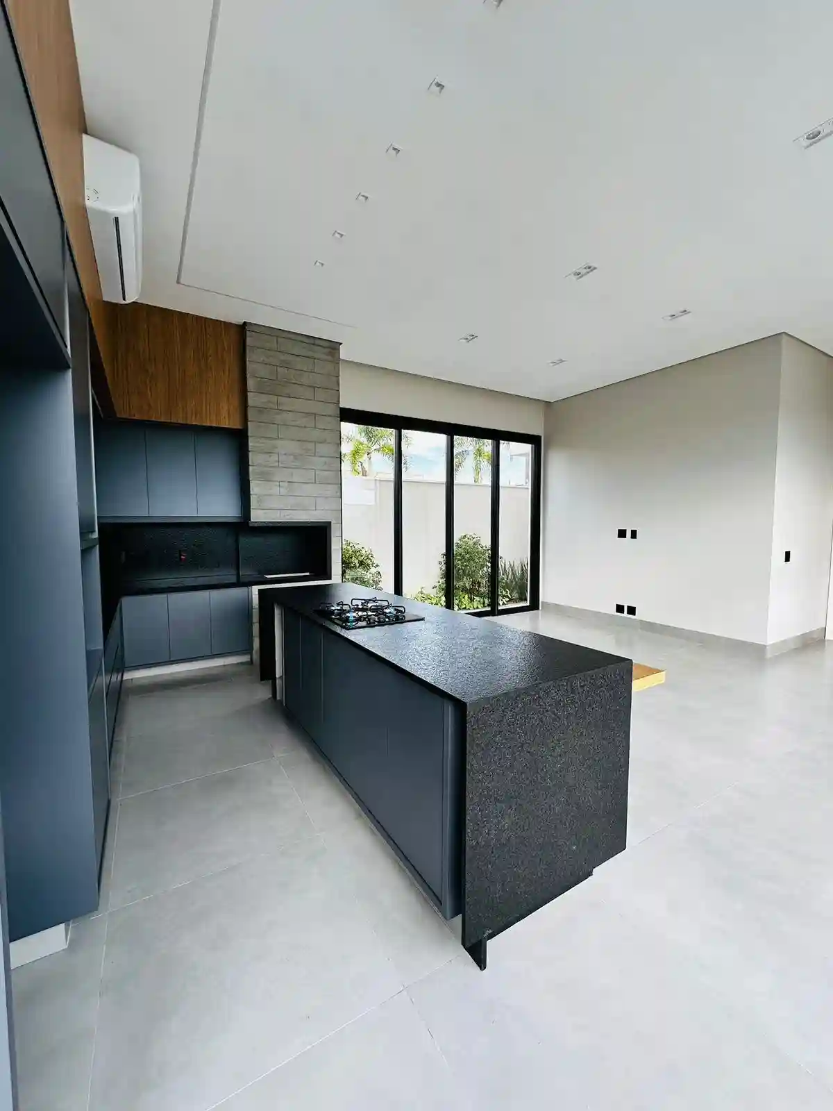 Casa de Condomínio com 3 quartos à venda, 224m² — foto 8 de 21
