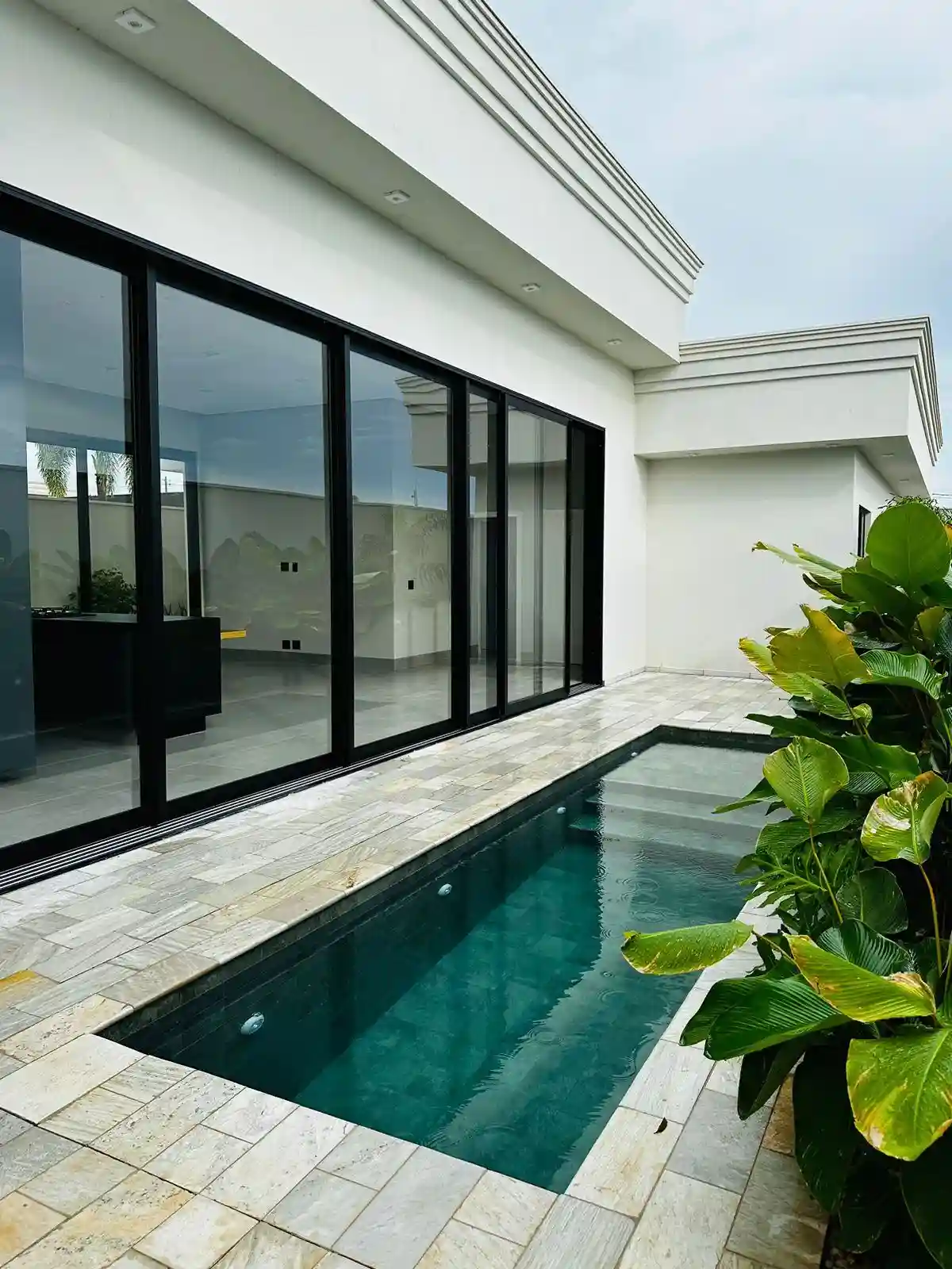 Casa de Condomínio com 3 quartos à venda, 224m² — foto 3 de 21