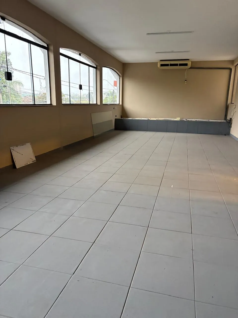Imóvel Comercial para aluguel, 450m² — foto 1 de 18