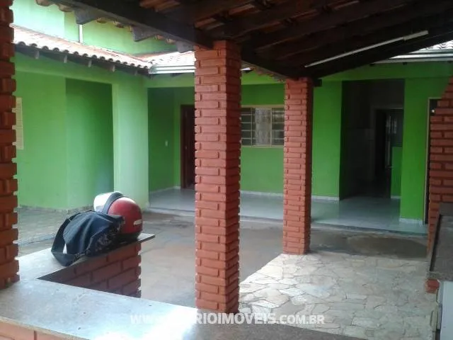 Casa à venda — foto 2 de 4