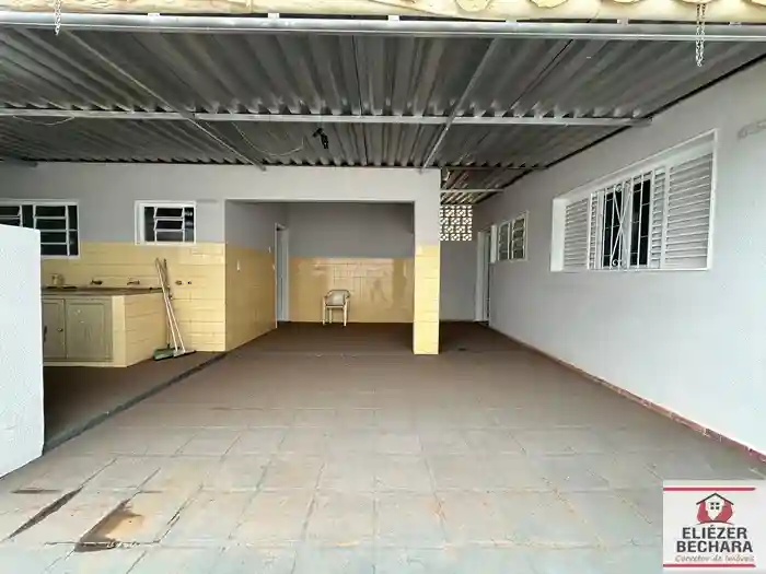 Casa com 3 quartos à venda, 210m² — foto 25 de 26