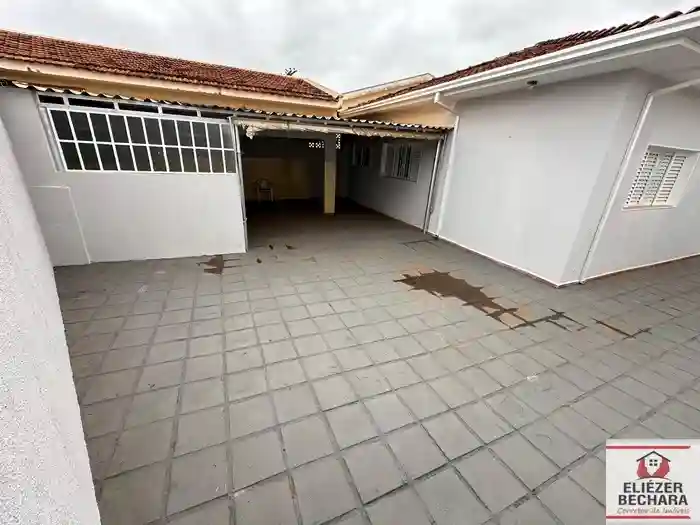 Casa com 3 quartos à venda, 210m² — foto 21 de 26