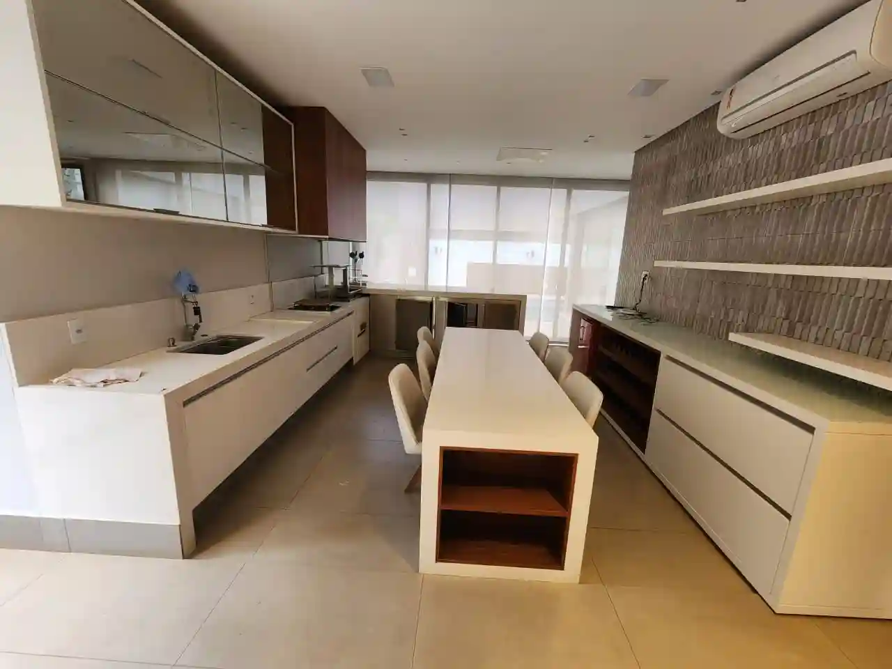Casa de Condomínio  à venda, 540m² — foto 8 de 53